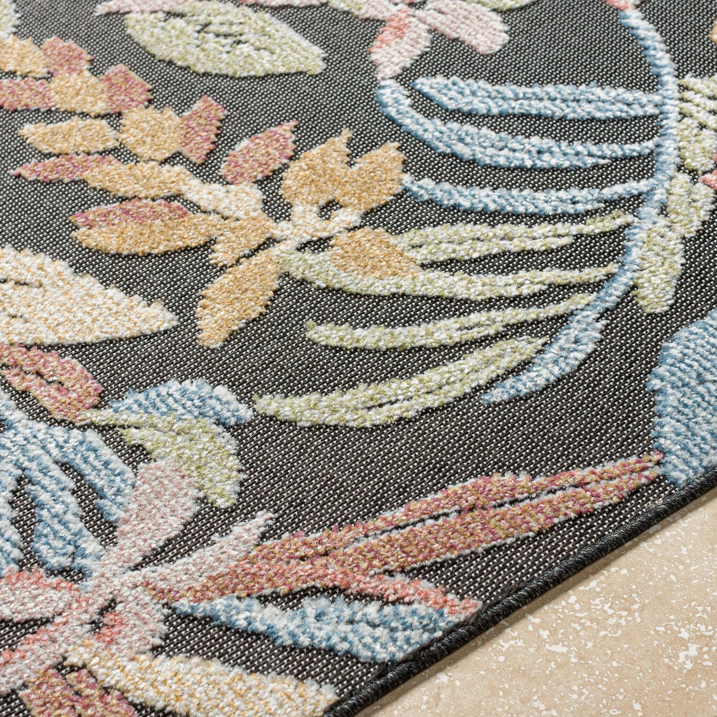 008 SI-2132301,SI-2132302,SI-2132303,SI-2132304 | Closeup | Lakeside Rug - 500206 by Livabliss. Made from face: 100% polypropylene, warp: 100% polypropylene in a unique style.