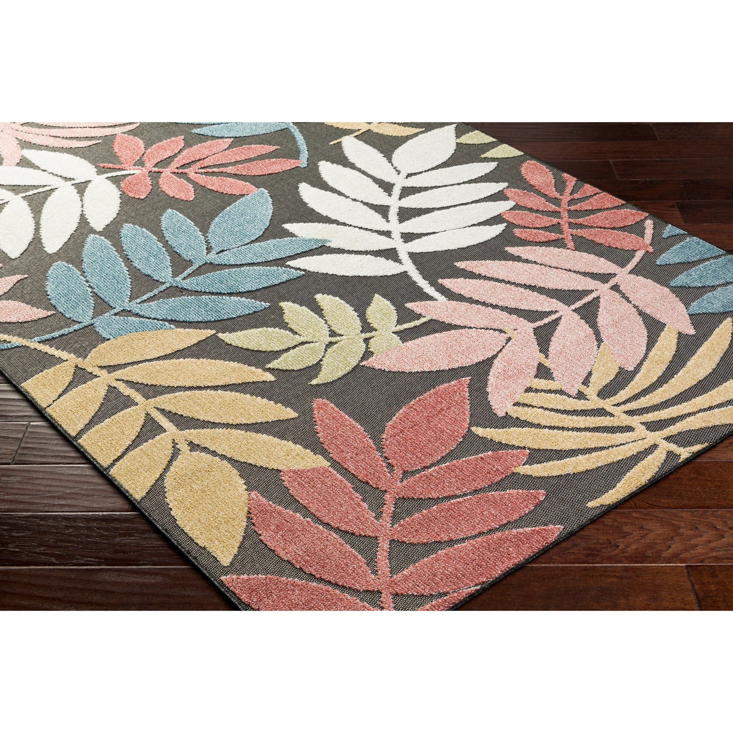 003 SI-2132309,SI-2132310,SI-2132311,SI-2132312 | Closeup | Lakeside Rug - 500213 by Livabliss. Made from face: 100% polypropylene, warp: 100% polypropylene in a unique style.