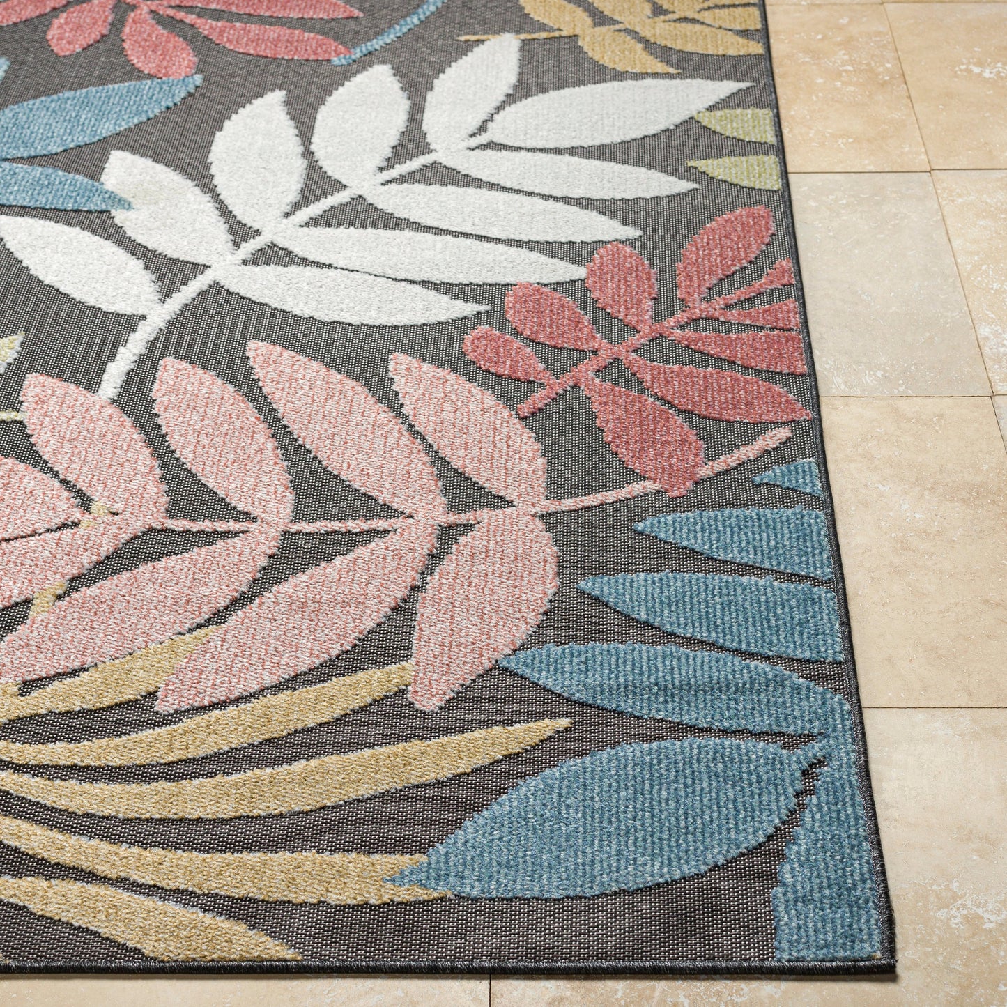 005 SI-2132309,SI-2132310,SI-2132311,SI-2132312 | Closeup | Lakeside Rug - 500213 by Livabliss. Made from face: 100% polypropylene, warp: 100% polypropylene in a unique style.