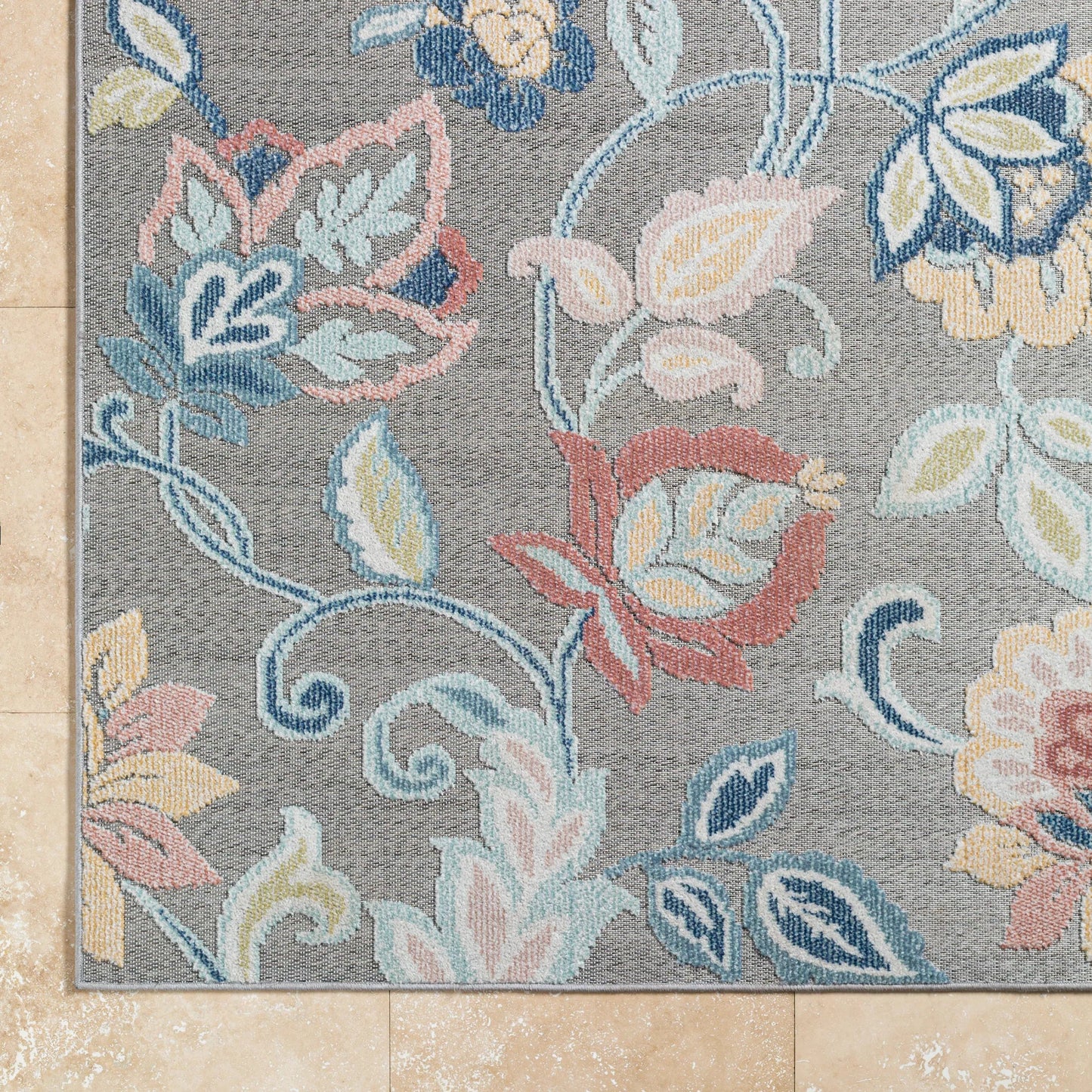 015 SI-2054045,SI-2054046,SI-2054047,SI-2054048 | Closeup | Lakeside Rug - 500252 by Livabliss. Made from face: 100% polypropylene, warp: 100% polypropylene in a unique style.