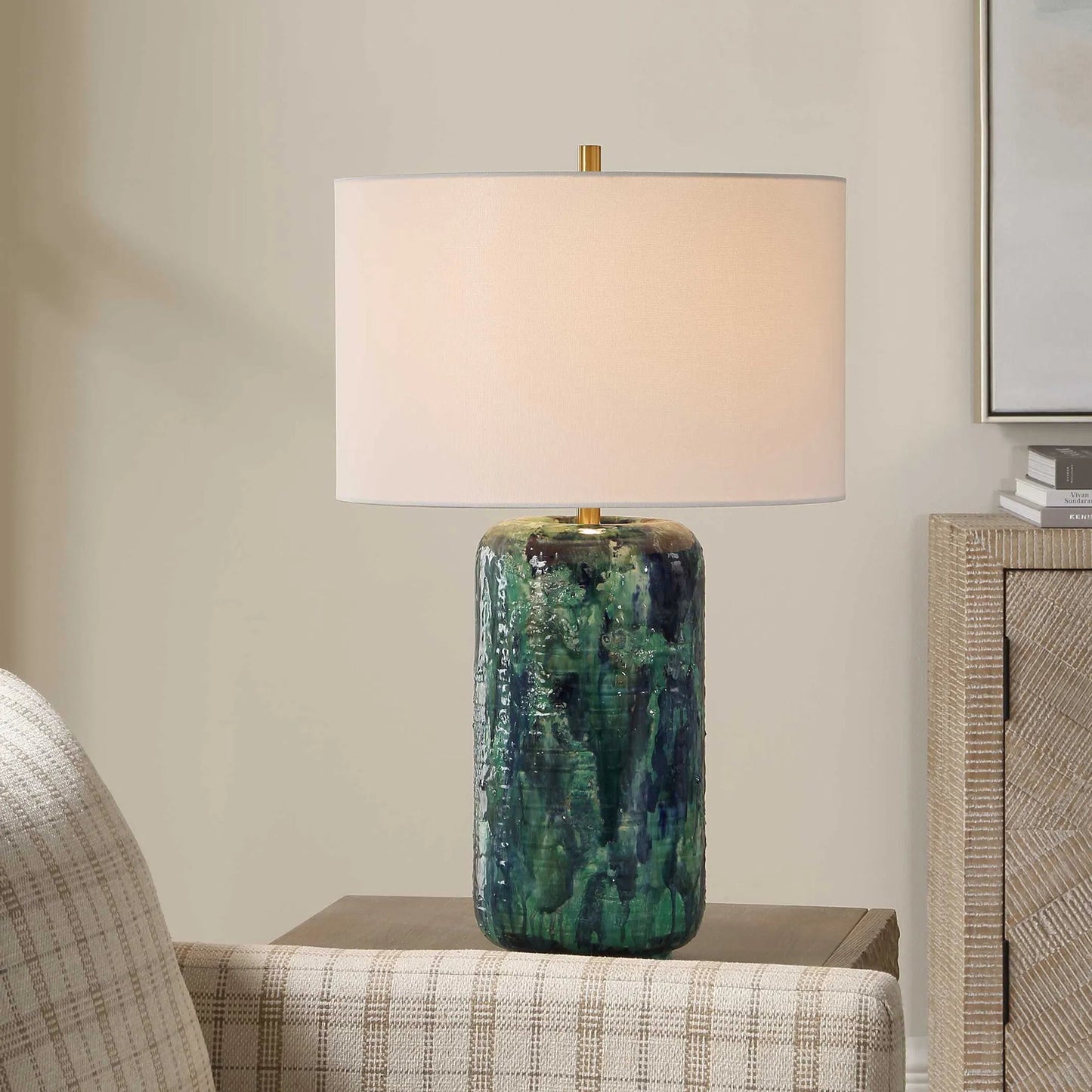 004 SI-2526226 | Lifestyle | Out of the Blue Table Lamp by Uttermost in blue, green and brass. Made from ceramic, iron, fabric in a unique style.