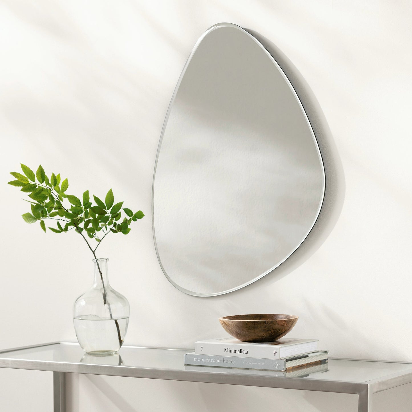 003 SI-1920741 | Lifestyle | Lorelin - 32280 by Surya in silver, frost, pearl. Made from frame: mirror, frame (substrate): manufactured wood in a modern style.