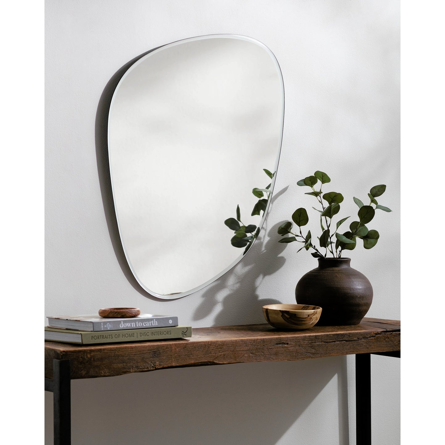 003 SI-1920742 | Lifestyle | Lorelin - 32281 by Surya in silver, frost, pearl. Made from frame: mirror, frame (substrate): manufactured wood in a modern style.
