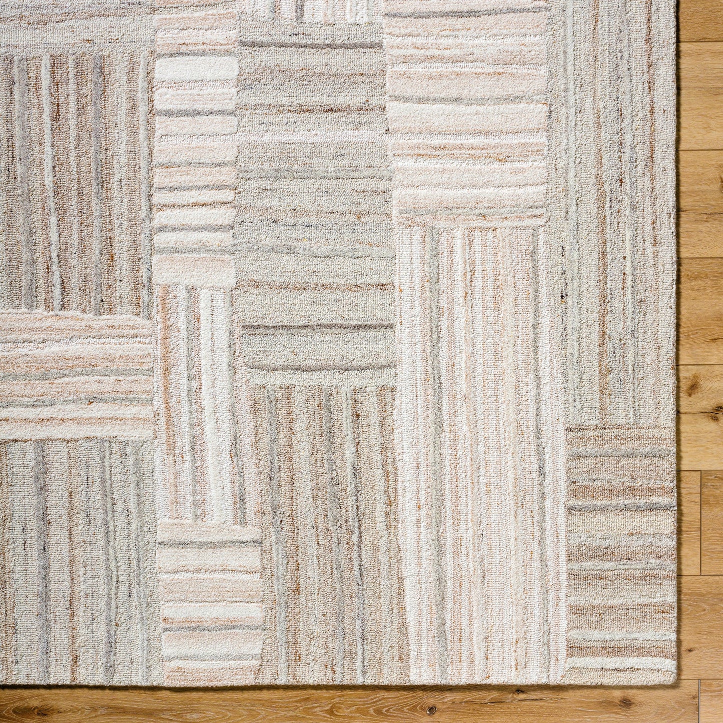 006 SI-2164994,SI-2164995,SI-2164996,SI-2164997 | Closeup | La Puna Rug - 532856 by Livabliss in ash, light silver, pearl, khaki. Made from wool in a unique style.
