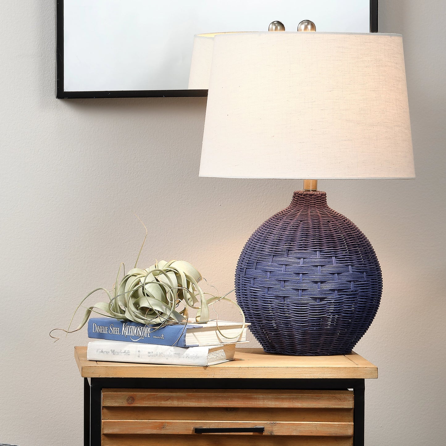 007 SI-1961203 | Lifestyle | Cape Table Lamp by Lifestyle by JY. Made from rattan in a cottage & farmhouse style.