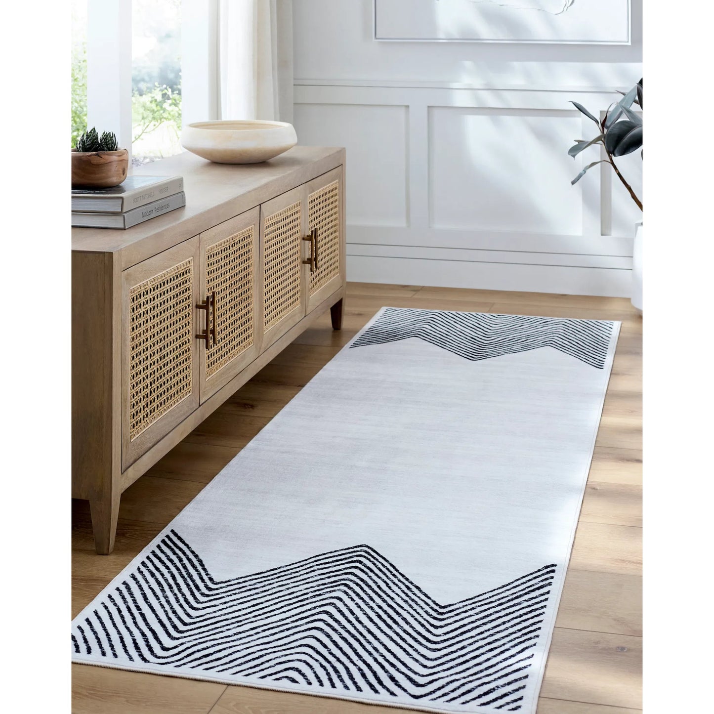 003 SI-2099326,SI-2099327,SI-2099329,SI-2099330,SI-2099331 | Lifestyle | Lavable Rug - 500642 by Livabliss in off-white. Made from polyester in a unique style.