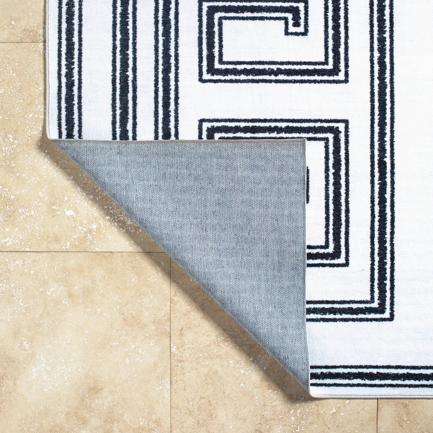 004 SI-2099362,SI-2099363,SI-2099364,SI-2099365,SI-2099366,SI-2099367 | Closeup | Lavable Rug - 500741 by Livabliss in white, onyx, light silver, old lavender. Made from polyester in a unique style.