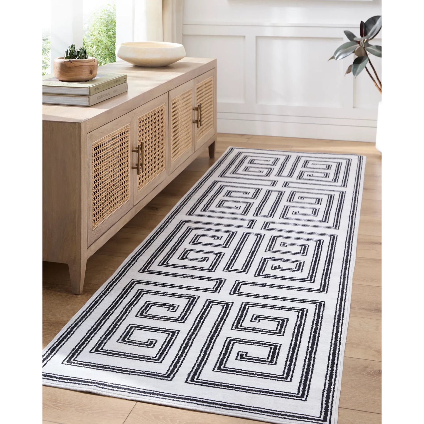 008 SI-2099362,SI-2099363,SI-2099365,SI-2099366,SI-2099367 | Lifestyle | Lavable Rug - 500741 by Livabliss in white, onyx, light silver, old lavender. Made from polyester in a unique style.