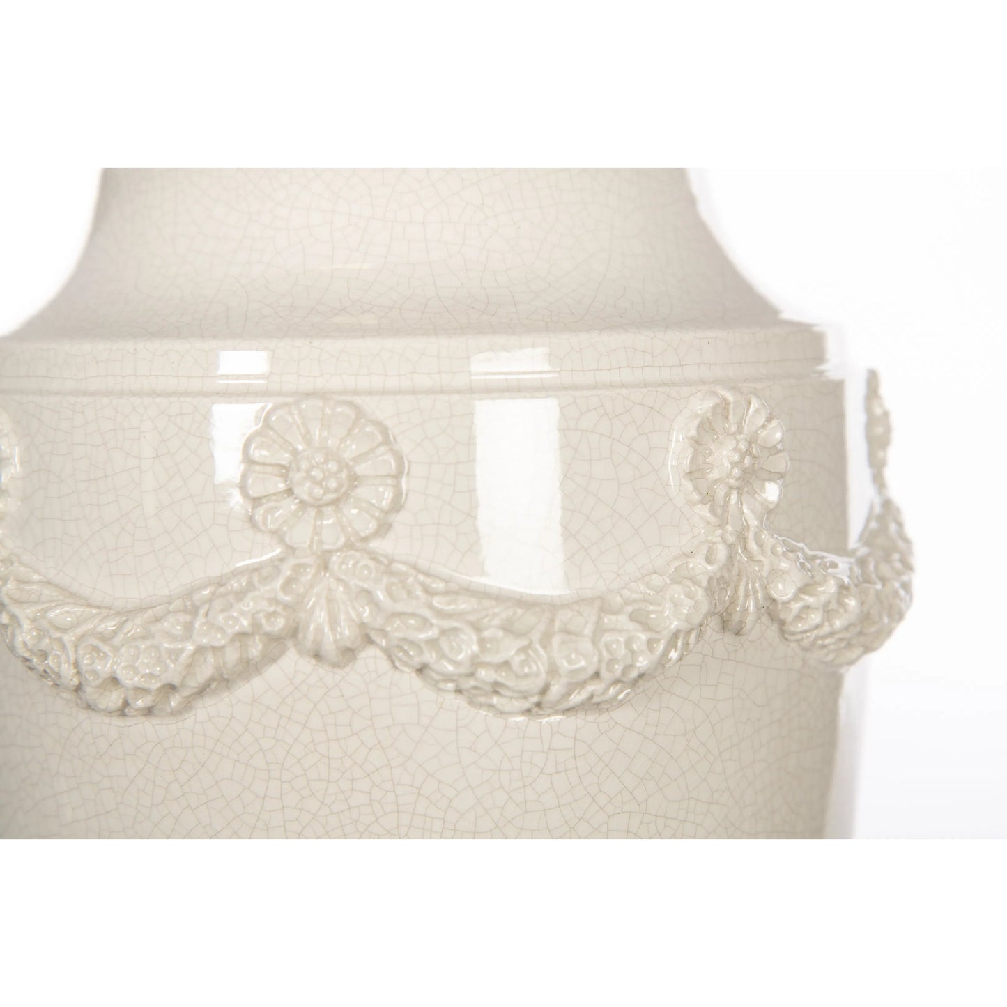 004 SI-2334349 | Closeup | Lindsey Blanc Lamp by Bradburn Home. Made from ceramic in a traditional style.