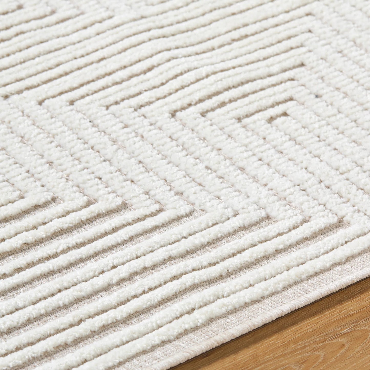 014 SI-2169051,SI-2169052,SI-2169053,SI-2169054,SI-2169055 | Closeup | Lyna Rug - 537555 by Livabliss. Made from polypropylene, chenille-polyester in a unique style.