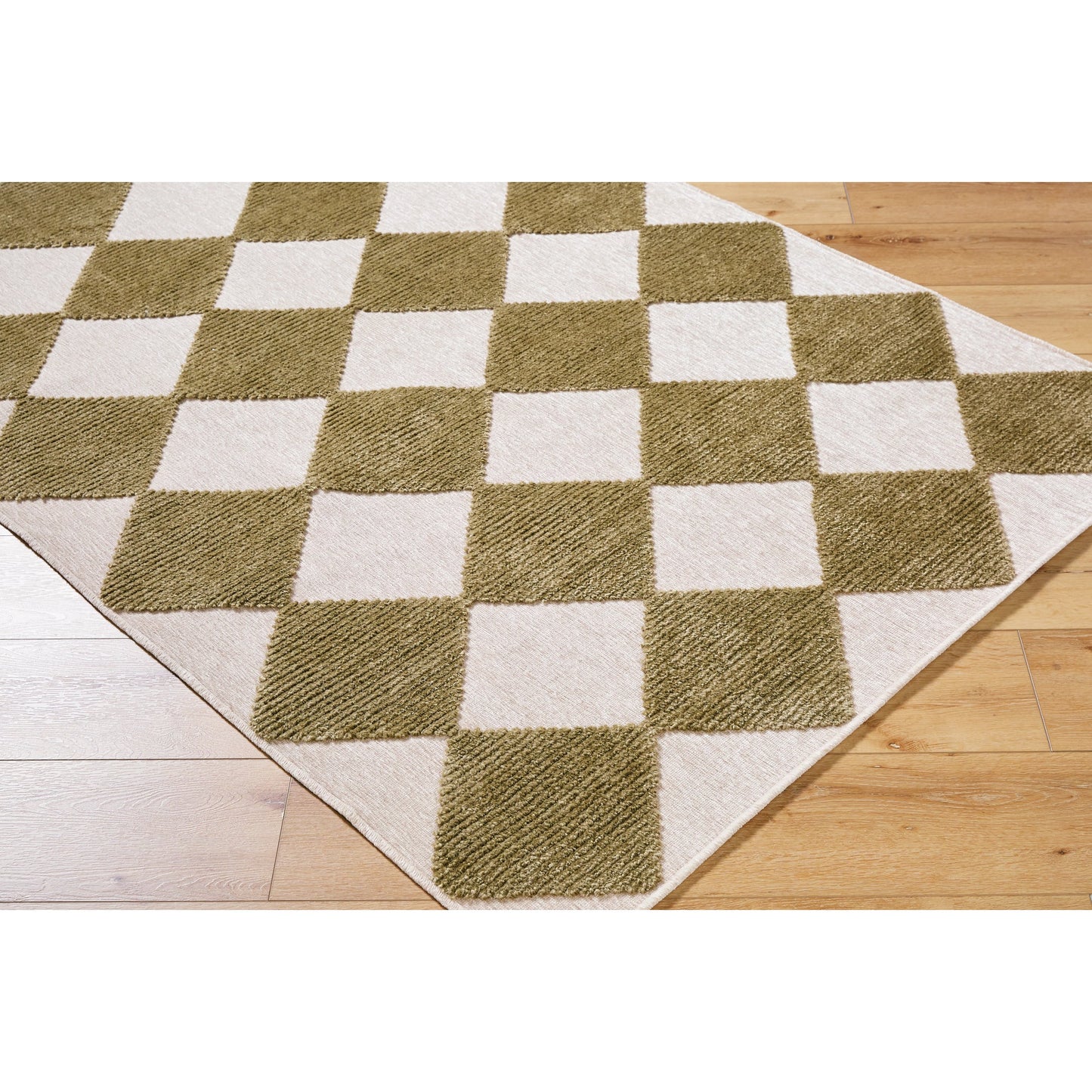 006 SI-2169095,SI-2169096,SI-2169097,SI-2169098,SI-2169099 | Closeup | Lyna Rug - 537642 by Livabliss. Made from polypropylene, chenille-polyester in a unique style.