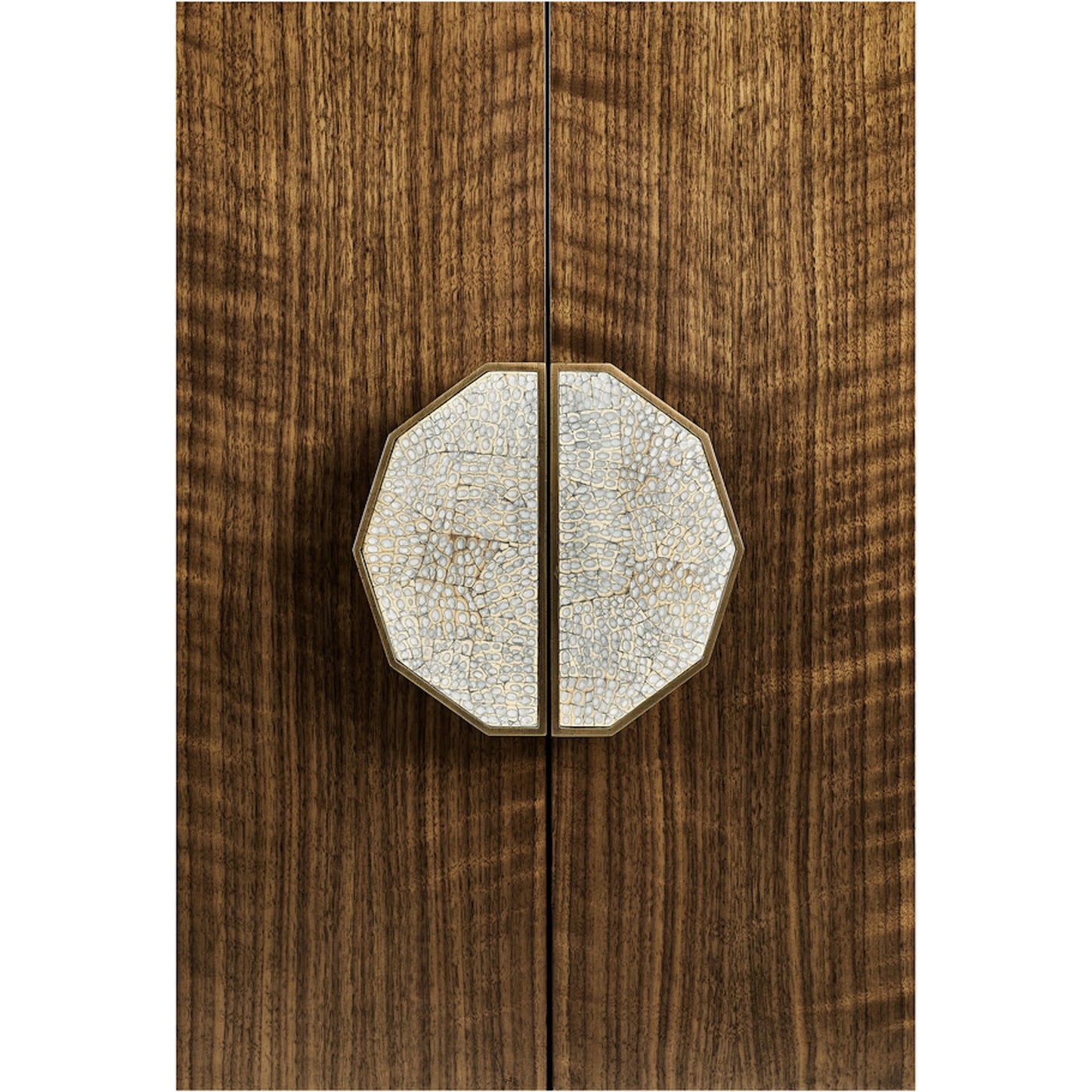 005 SI-1991100 | Closeup | Toulouse Sideboard by Jonathan Charles in walnut. Made from walnut quarter figured veneer in a modern style.