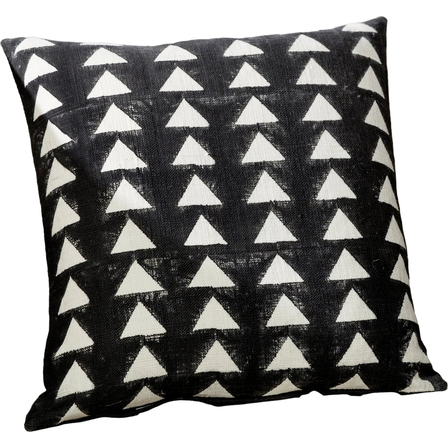 023 SI-1885767,SI-1885768,SI-1885769,SI-1885770,SI-1885771,SI-1885772 | Lifestyle | Malian Pillow - 29596 by Surya. Made from 100% cotton in a eclectic & global style.