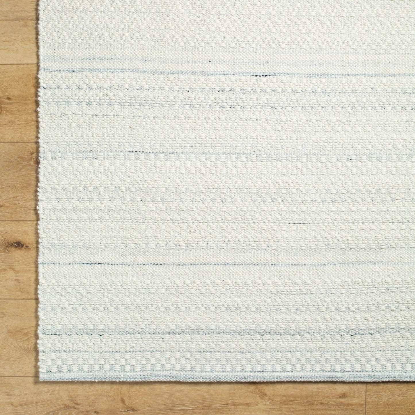 020 SI-2048999,SI-2049000,SI-2049001,SI-2049002,SI-2049003,SI-2049004,SI-2049005 | Closeup | Mardin Rug - 477770 by Livabliss. Made from face: 100% wool in a unique style.