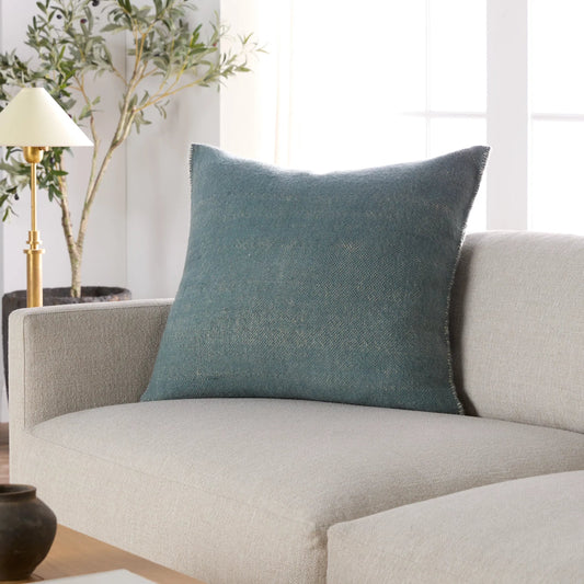 Margosa MGP07 Pillow by Jaipur Living. Made from 100% wool in a cottage & farmhouse style.