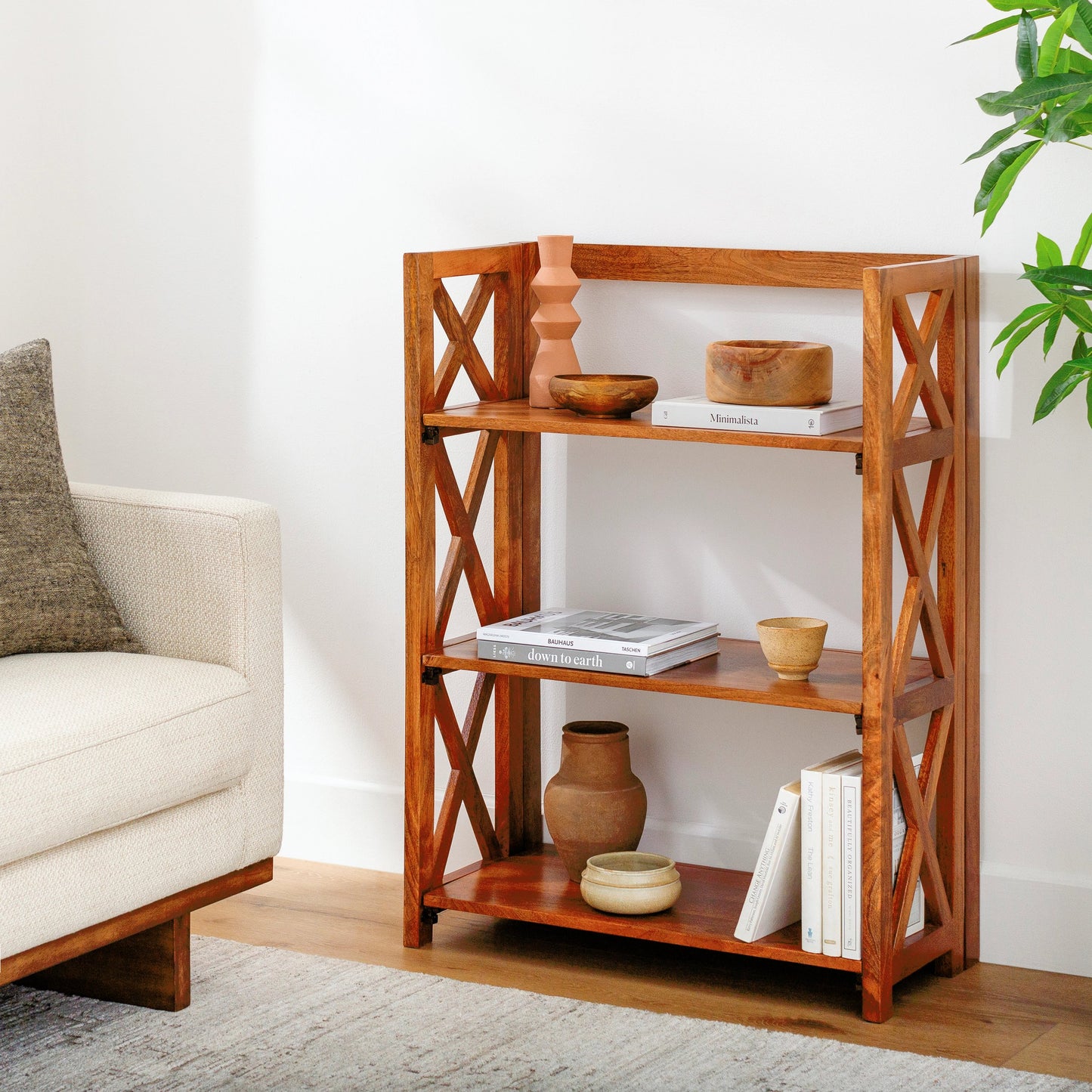 002 SI-1923449 | Lifestyle | Mombasa - 32778 by Surya in brown and lacquered. Made from top: wood, base: wood in a rustic style.