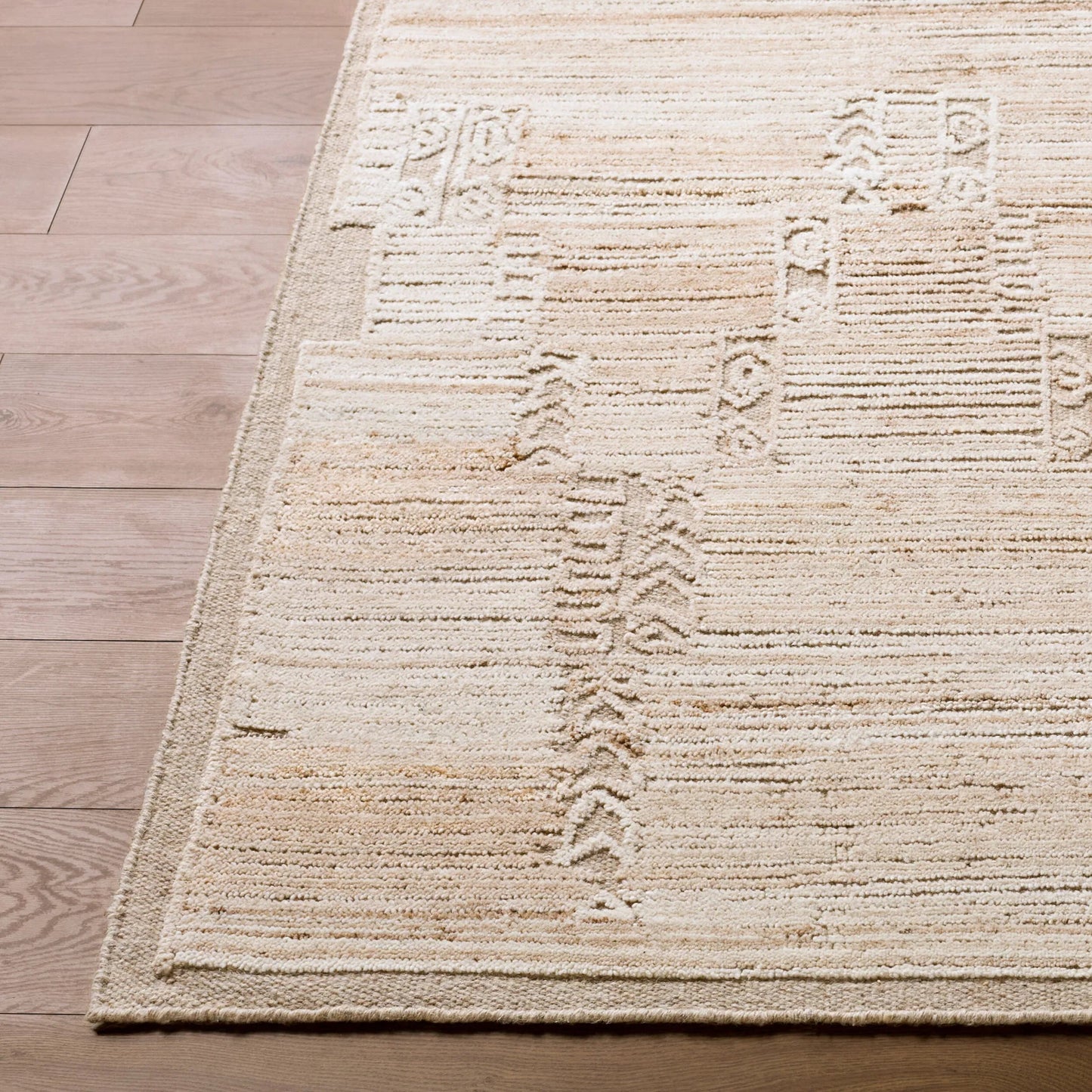 002 SI-2631281,SI-2631282,SI-2631283,SI-2631284 | Closeup | Marco MXO-2300 Rug by Livabliss in beige, cream, sandstone. Made from wool, cotton in a unique style.