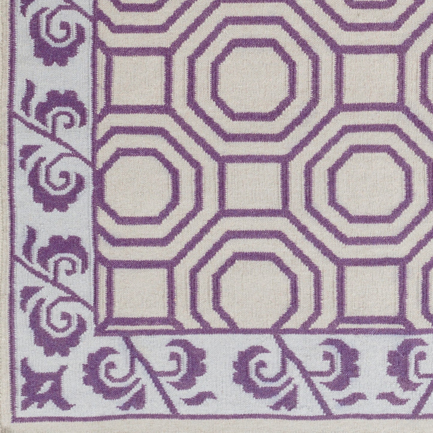 007 51147-21584,51147-21585,51147-21586,51147-21588 | Closeup | Nantes NAN-8007 Rug by Surya. Made from 100% wool in a unique style.