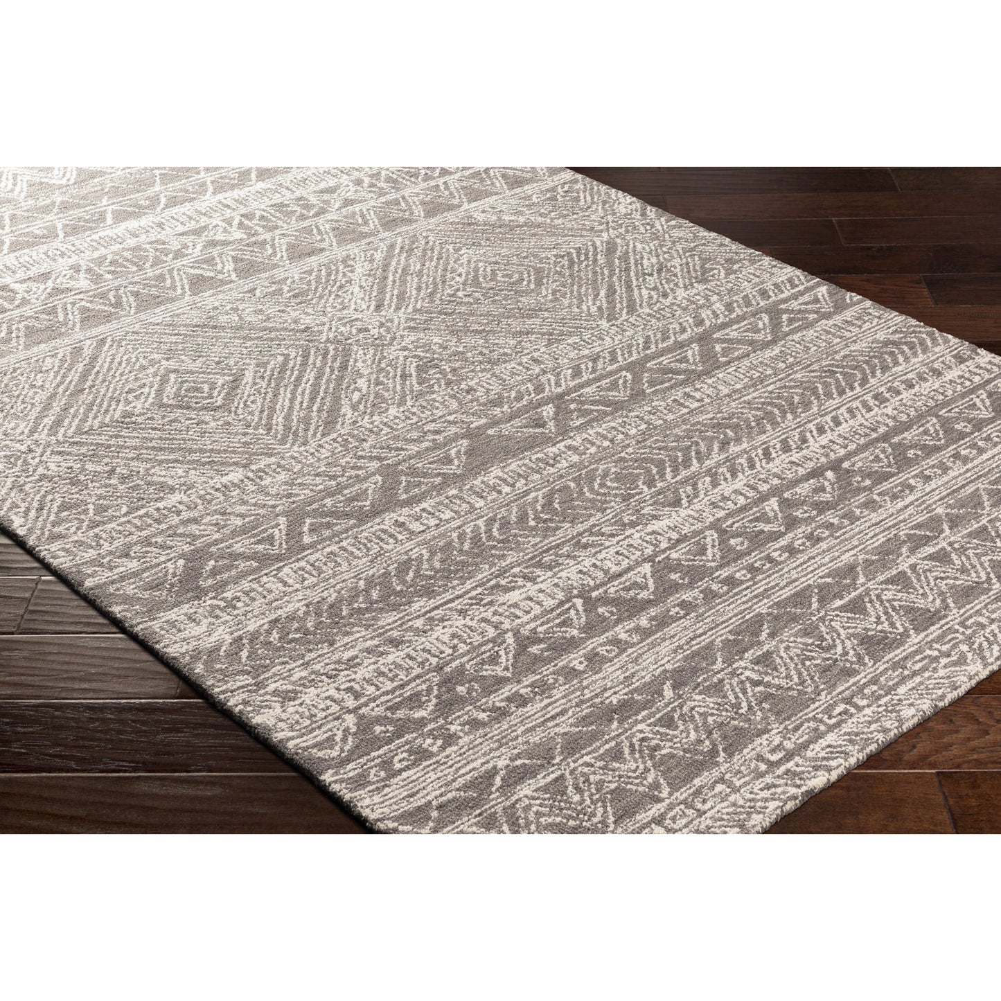 009 SR-755167 | Closeup | Newcastle Rug - 23670 by Livabliss. Made from 100% wool in a unique style.