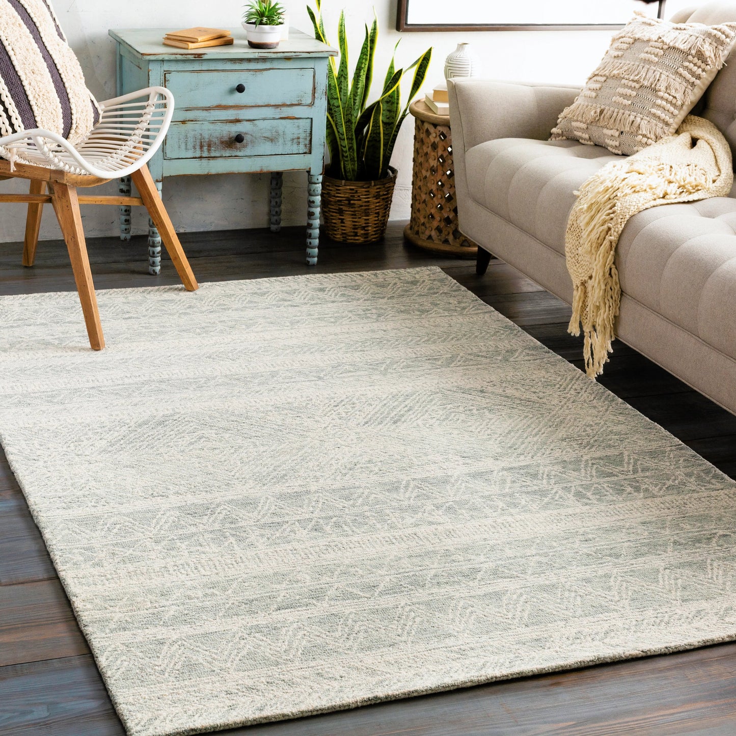 015 SR-755174 | Lifestyle | Newcastle Rug - 23670 by Livabliss in seafoam, sage, cream. Made from 100% wool in a unique style.