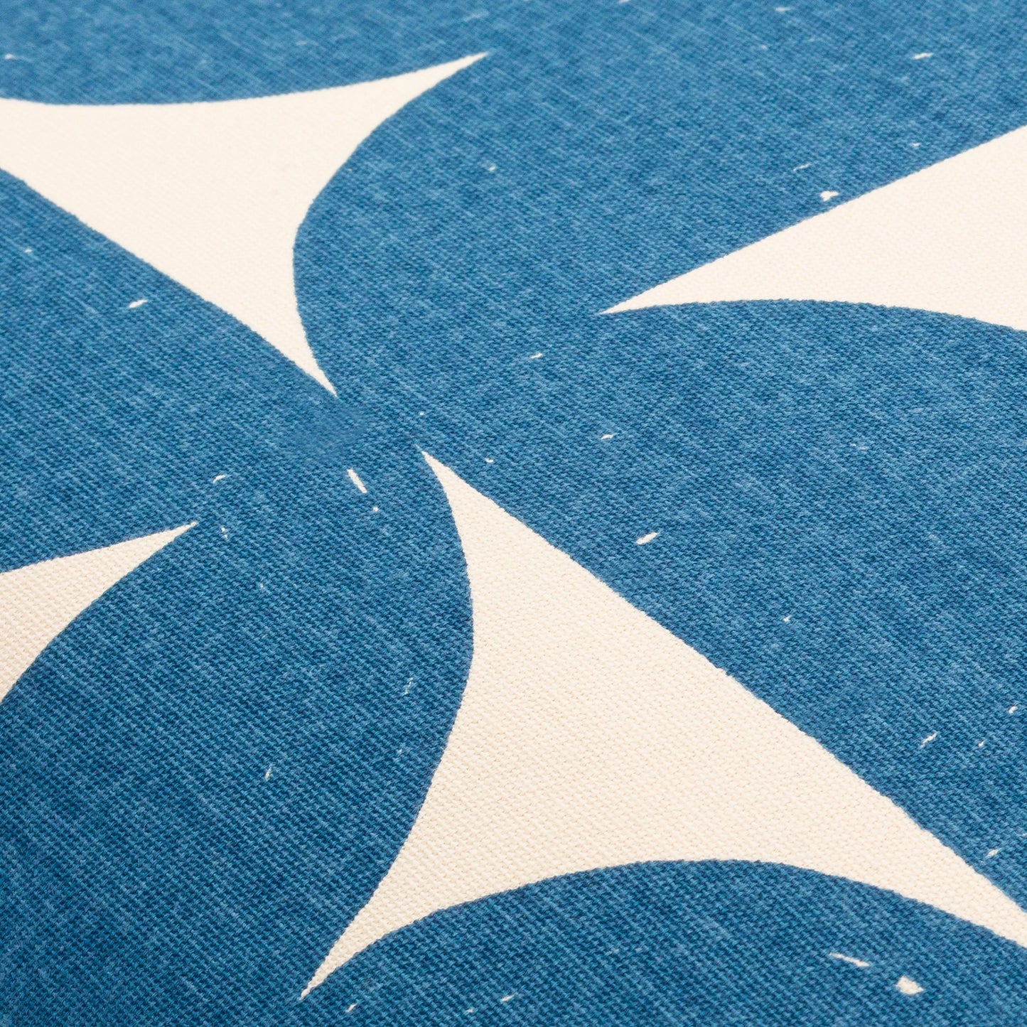 019 SI-1887059,SI-1887060,SI-1887061,SI-1887062,SI-1887063,SI-1887064 | Closeup | Natur Pillow - 12166 by Surya. Made from 100% cotton in a coastal style.