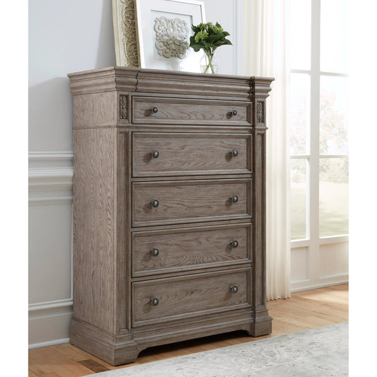 Kingsbury Chest by Pulaski Furniture in french grey. Made from oak veneers, hardwood solids in a traditional style.