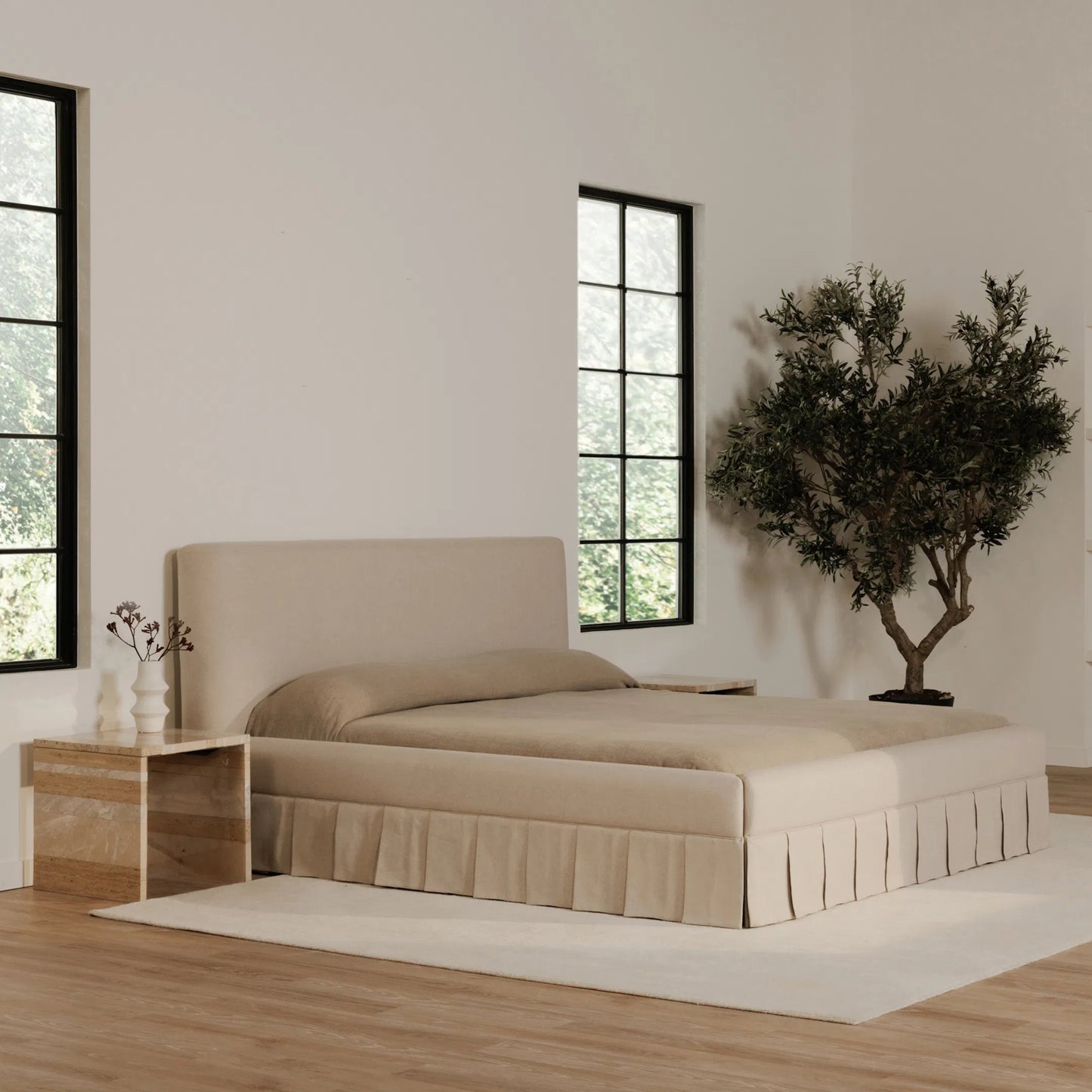 049 SI-2521875 | Lifestyle | Maren Bed by Moe's Home Collection. Made from unique in a transitional style.
