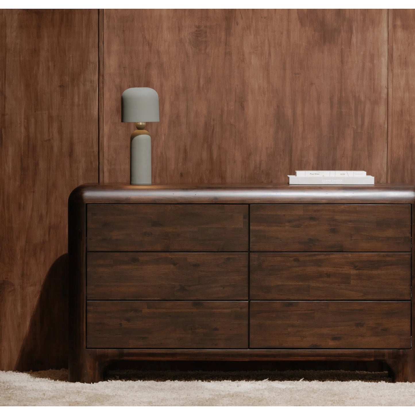 028 SI-1717366 | Lifestyle | Echo Lamp by Moe's Home Collection. Made from iron in a modern style.