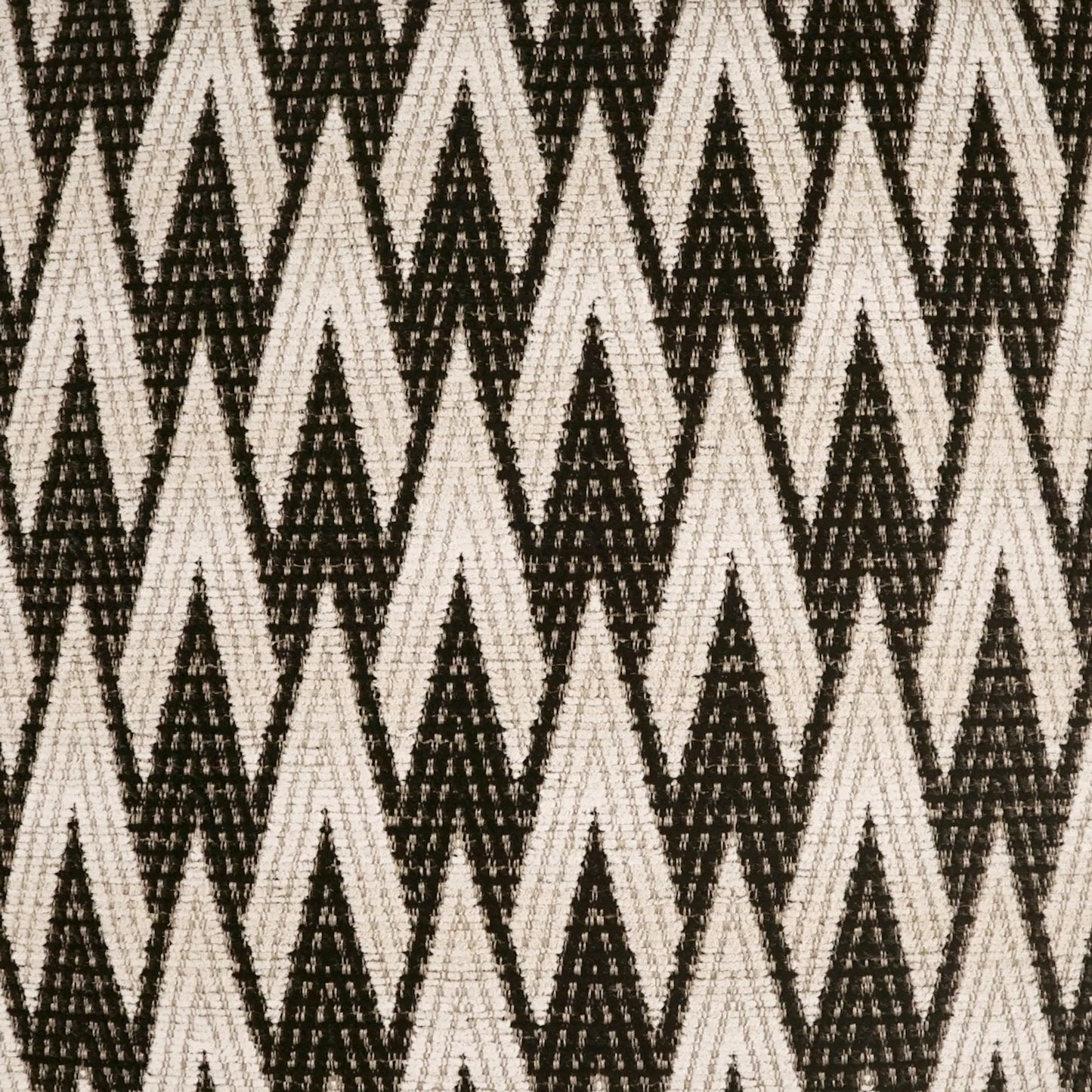 001 SI-2514299 | Closeup | Clukey Indoor/Outdoor Pillow by DV Kap Home. Made from 55.65% polyester (uv), 44.35% olefin (uv) in a traditional style.