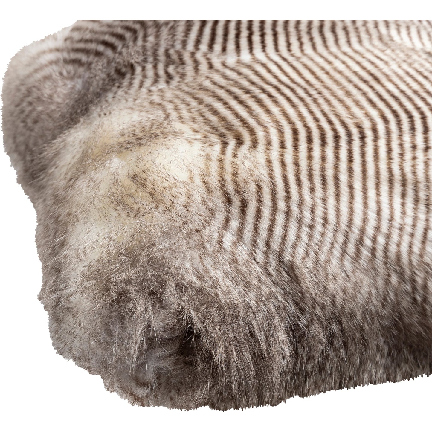 004 SI-1888006,SI-1888007 | Closeup | Owl - 27449 by Surya in brown. Made from 100% acrylic in a eclectic & global style.