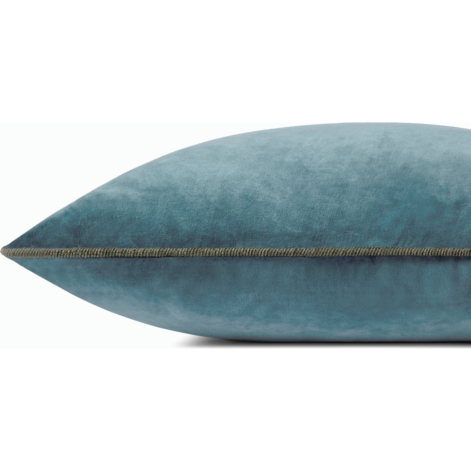 PCJ0020 22" x 22" Pillow by Chris Loves Julia x Loloi. Made from 100% cotton in a modern style.