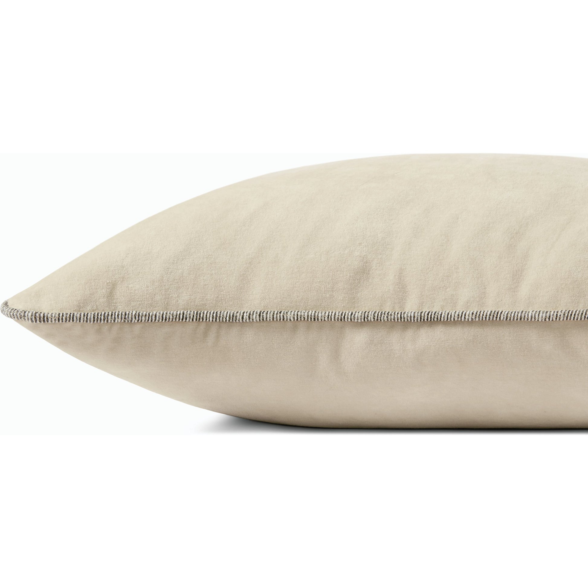 PCJ0020 22" x 22" Pillow by Chris Loves Julia x Loloi. Made from 100% cotton in a modern style.