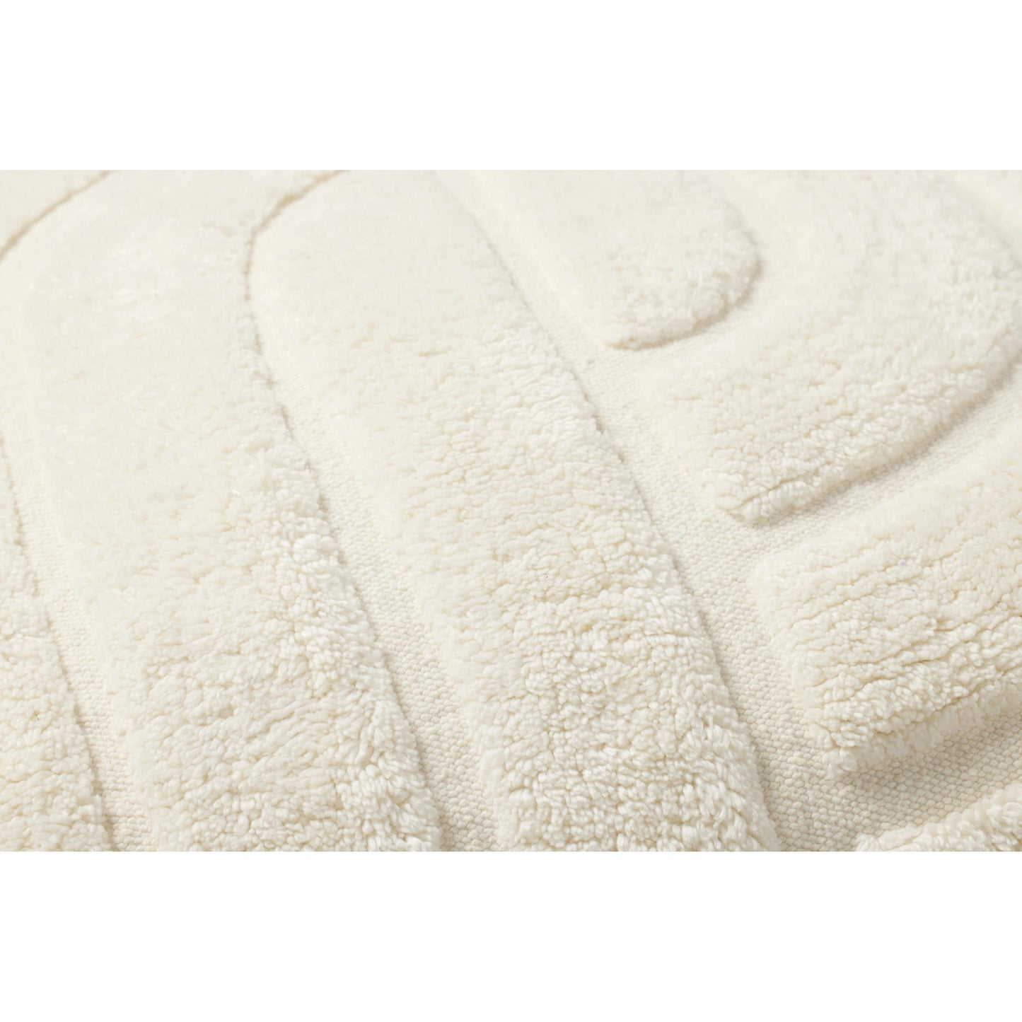 003 SI-2156843,SI-2156844 | Closeup | PLL0110 Pillow by Loloi in ivory. Made from cotton / polyester / rayon in a modern style.