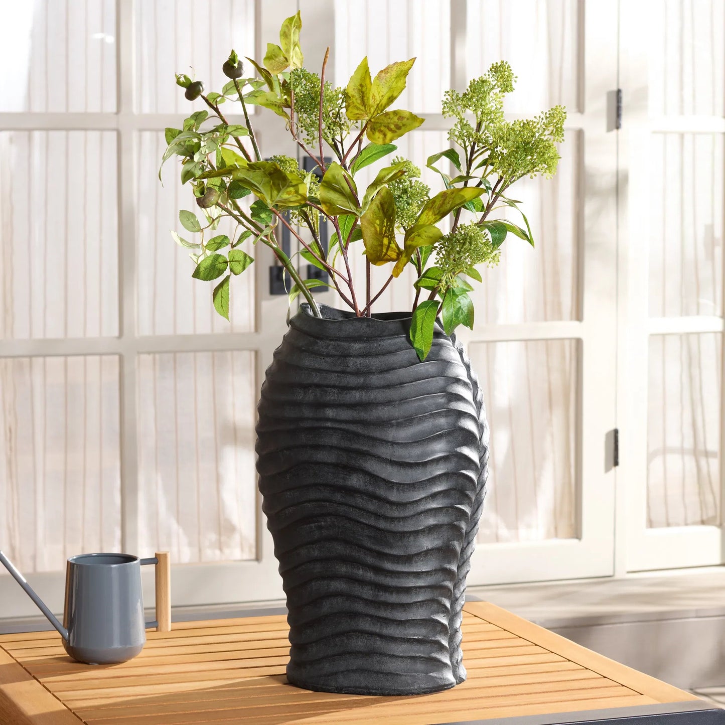 026 SI-2454048 | Lifestyle | Protection Planter Pot by HedgeApple Essentials. Made from magnesium oxide in a modern style.