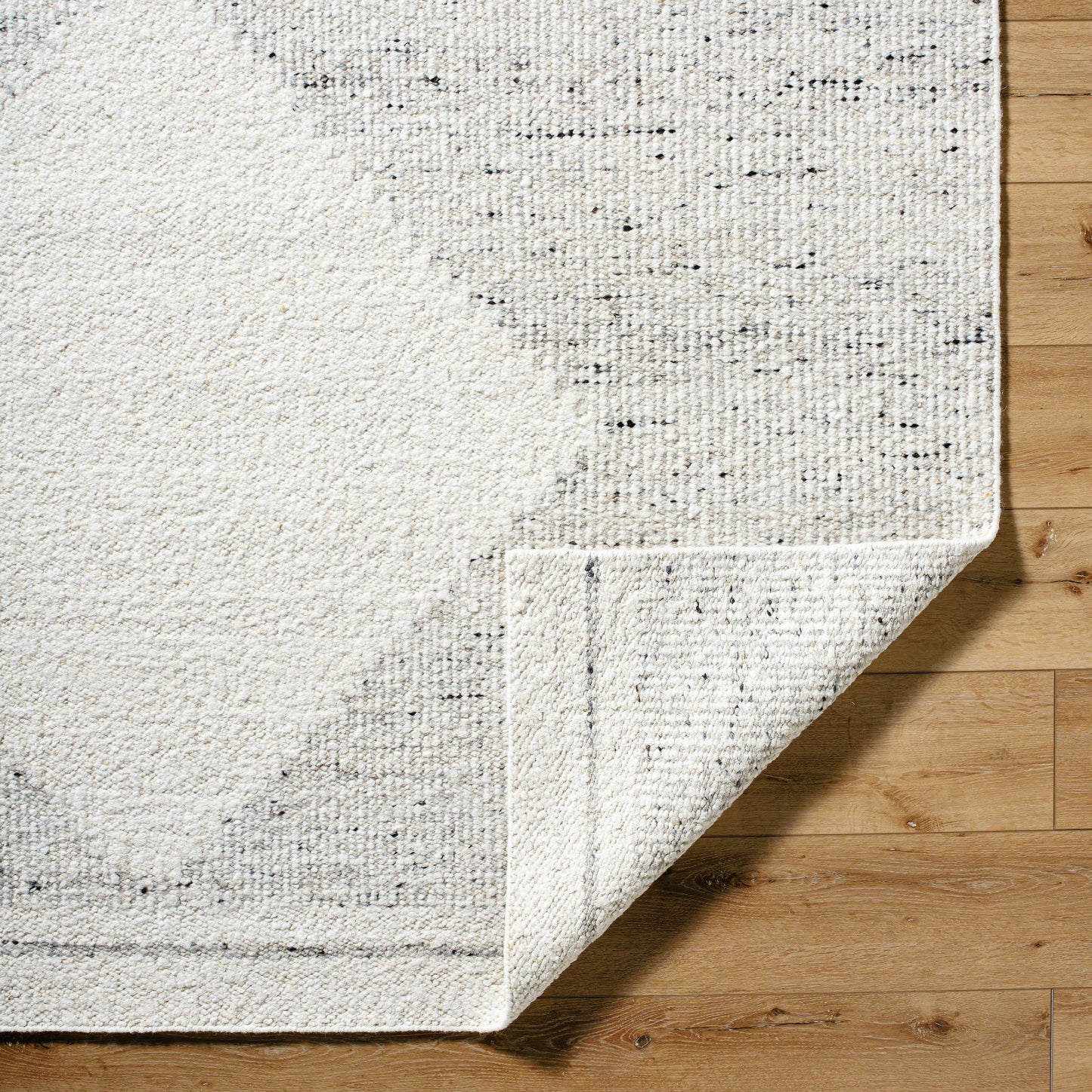 003 SI-2163971,SI-2163972,SI-2163973,SI-2163974 | Closeup | Peru Rug - 516939 by Surya in light silver, off-white, silver, slate. Made from wool in a unique style.