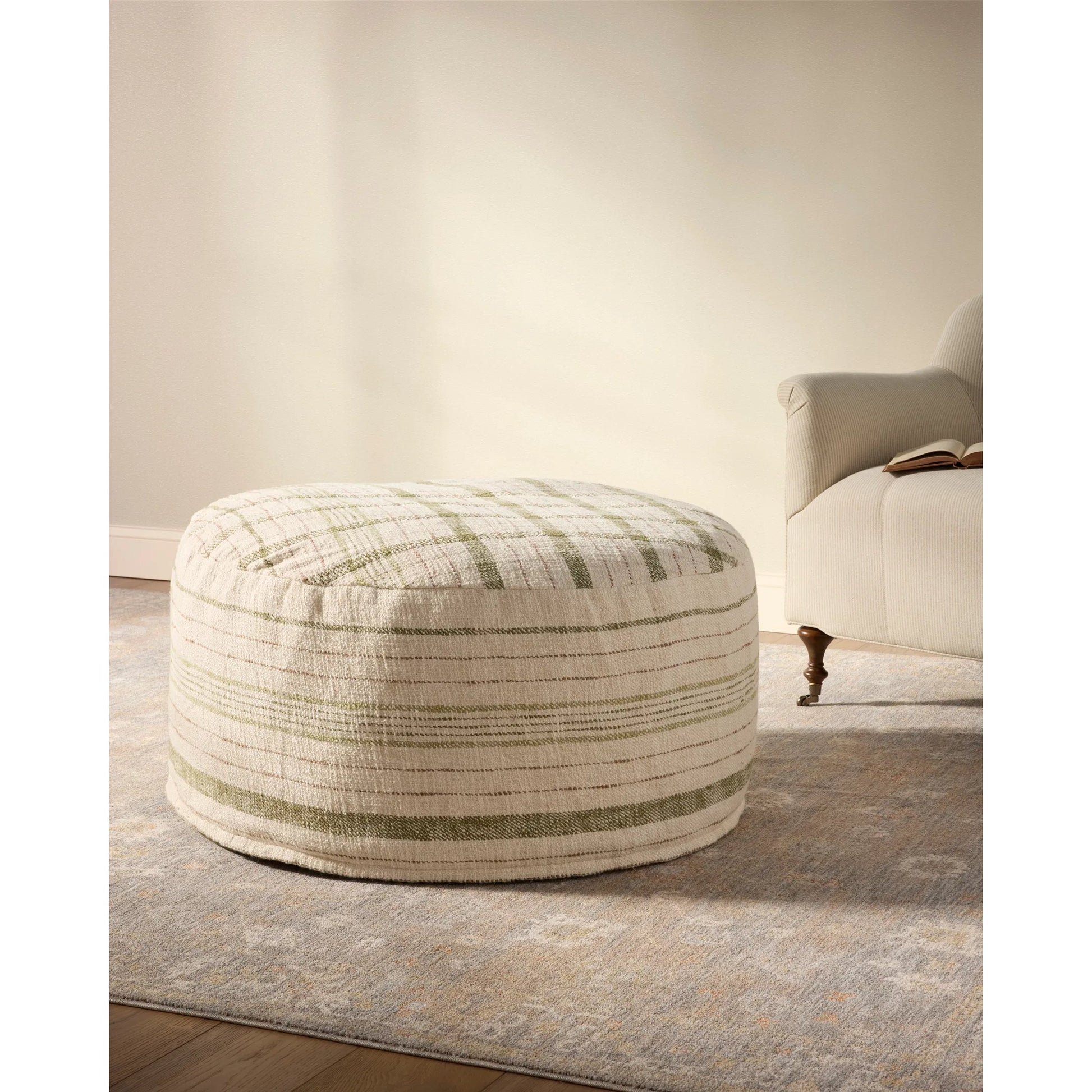 CJPF001 Pouf by Chris Loves Julia x Loloi. Made from 100% polyester in a eclectic & global style.