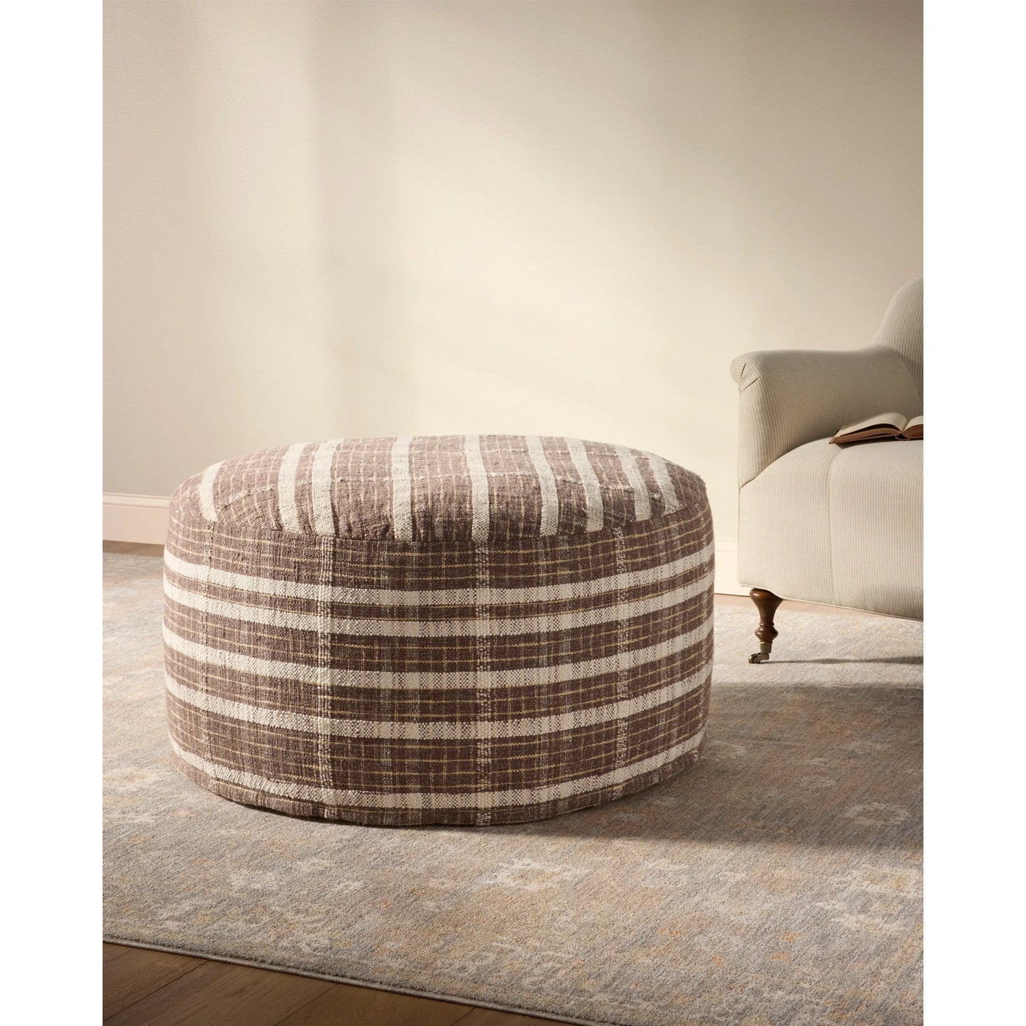 015 SI-2351242 | Lifestyle | CJPF001 Pouf by Chris Loves Julia x Loloi. Made from 100% polyester in a eclectic & global style.