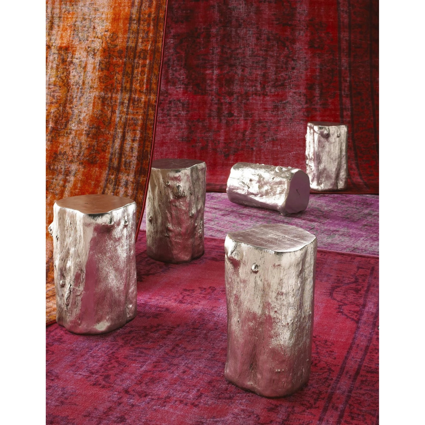 047 SR-820598 | Lifestyle | Log Silver Stool by Phillips Collection in silver and silver leaf. Made from resin in a eclectic & global style.
