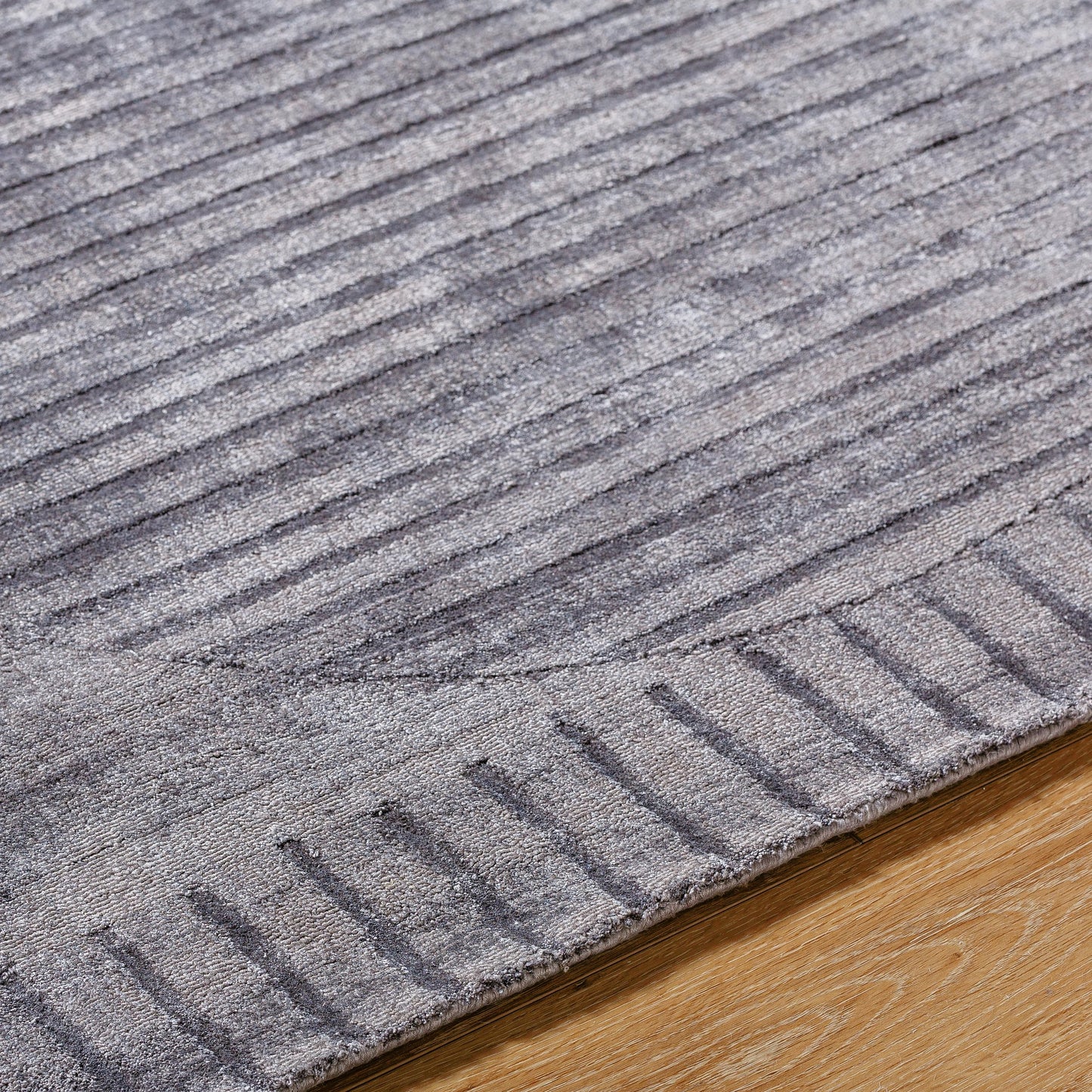 003 SI-2163232,SI-2163233,SI-2163234,SI-2163235,SI-2163236,SI-2163237 | Closeup | Pier Rug - 484691 by Surya in slate gray, charcoal, ash. Made from viscose in a unique style.