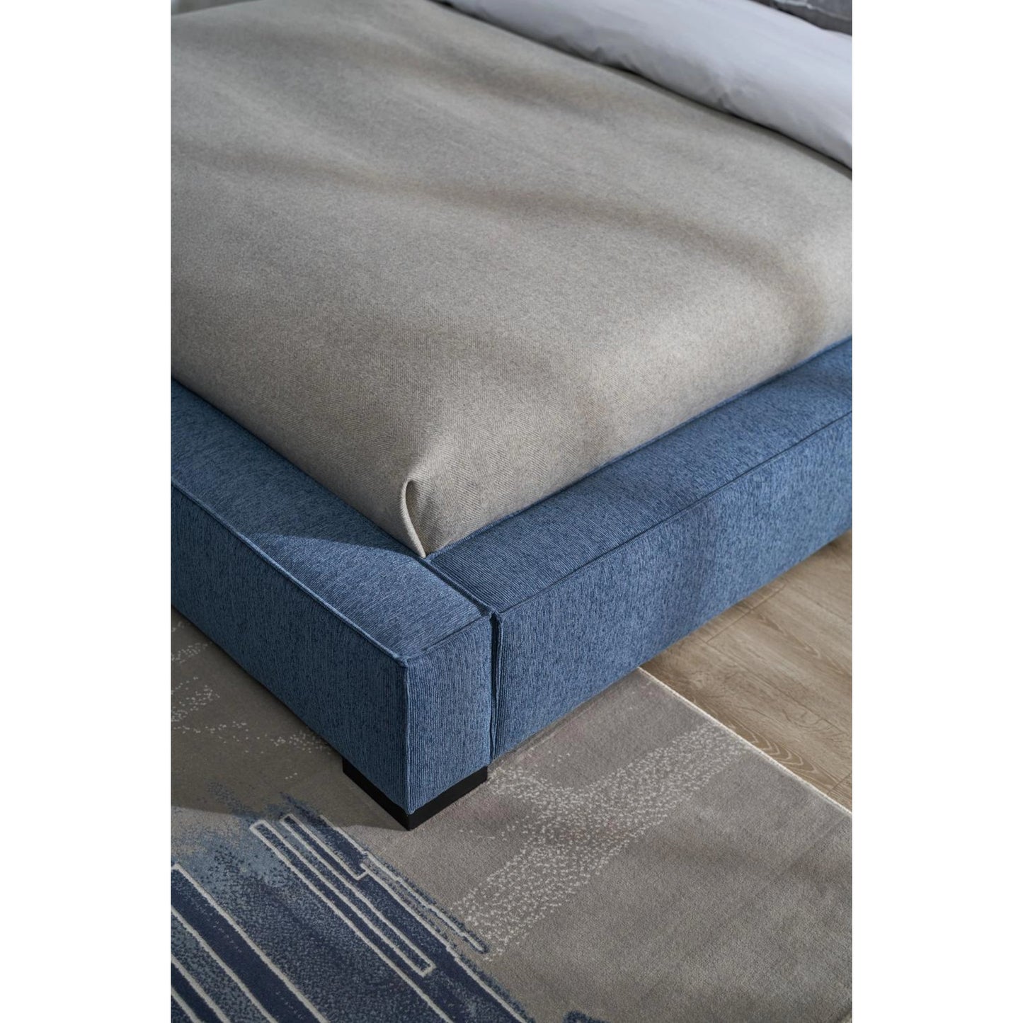 026 SI-2130649,SI-2130650 | Closeup | Zest Wide Upholstered Bed by Zest. Made from rubberwood, fabric in a modern style.