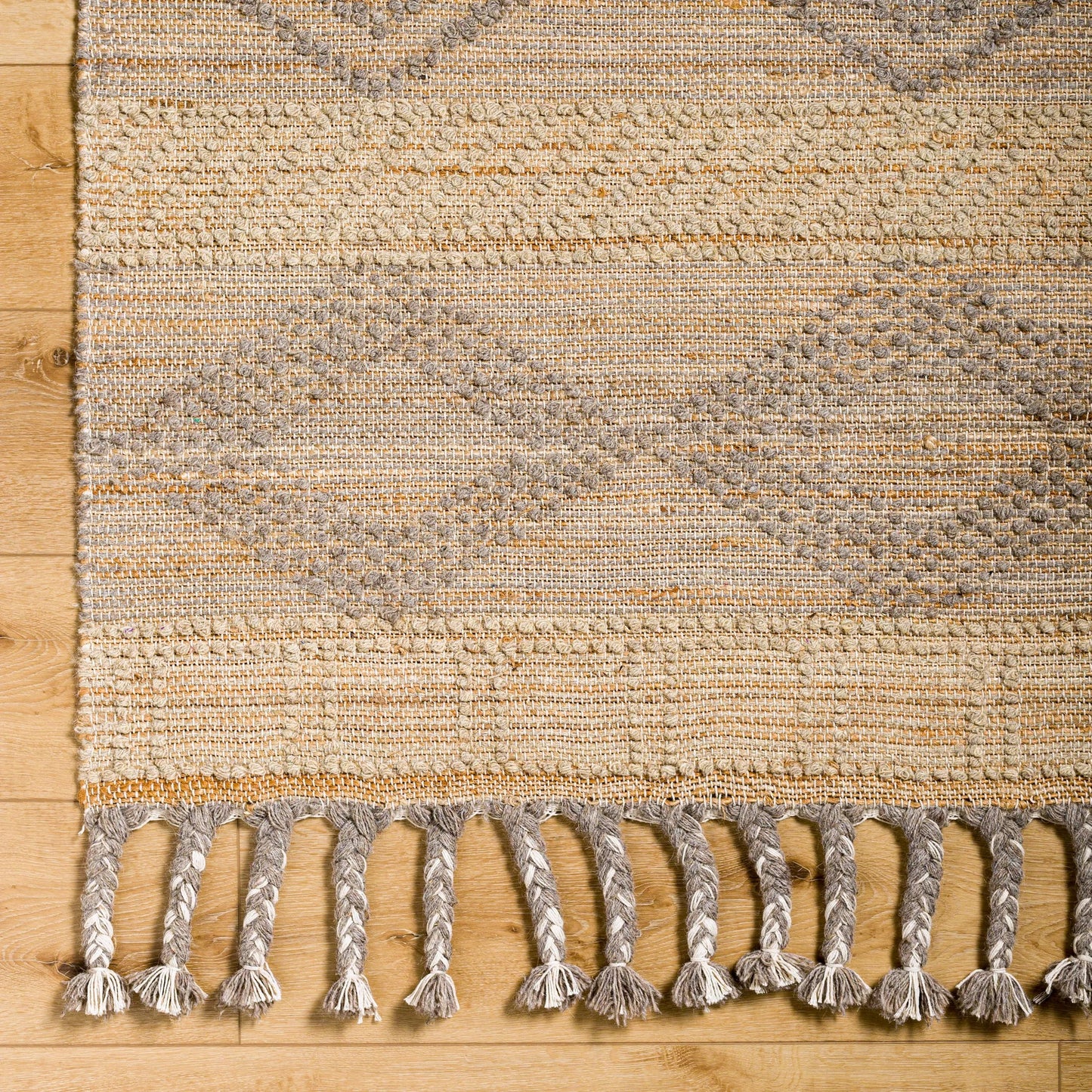 008 SI-1756583,SI-1756584,SI-1756586,SI-1756587,SI-1756588 | Closeup | Preston Rug - 29253 by Surya in tan, medium gray. Made from 50% jute, 50% wool in a unique style.