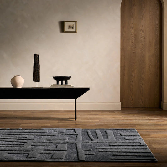 Petros PTR09 Rug by Jaipur Living in gray. Made from 80% polyester, 20% chenille in a unique style.