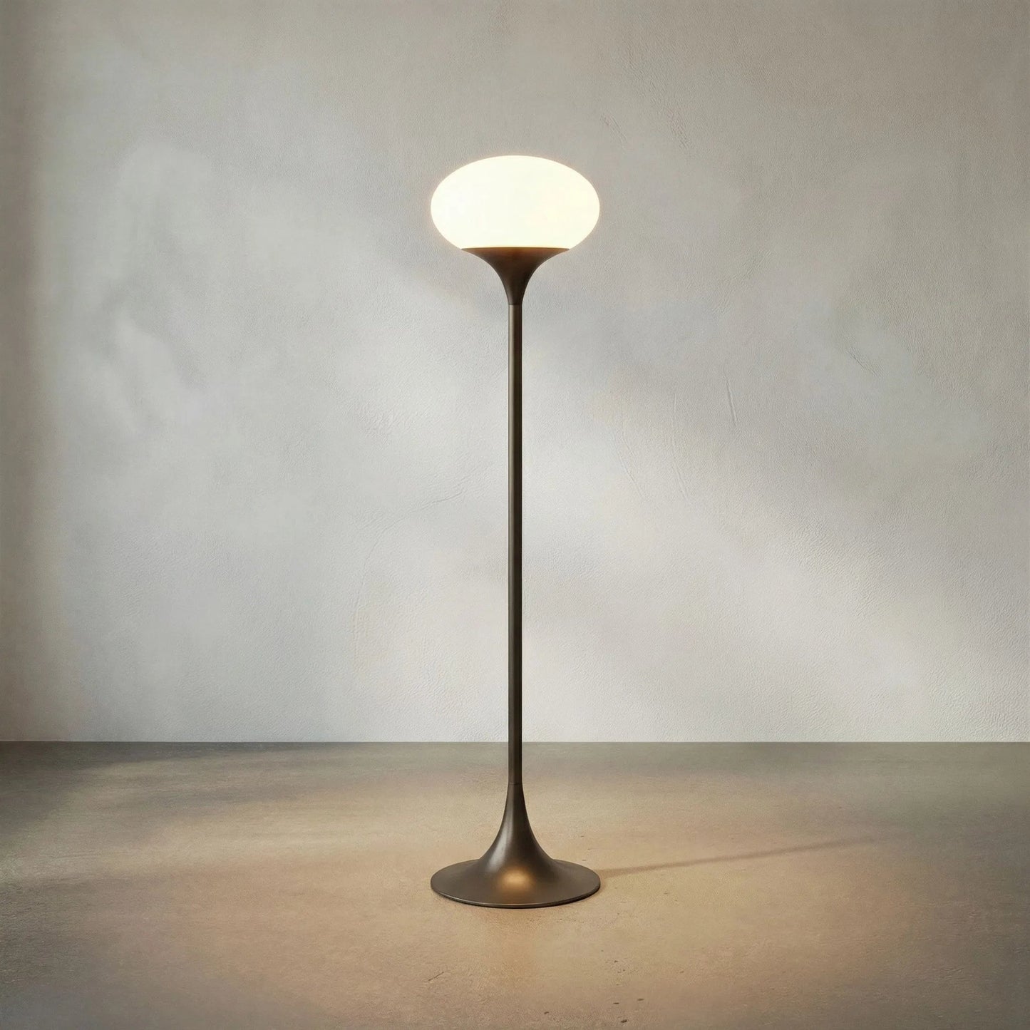005 SI-1956863 | Lifestyle | Drop Floor Lamp by Noir in gunmetal. Made from industrial steel in a modern style.