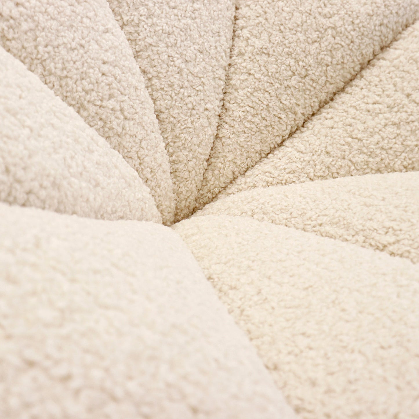 004 SI-1990637 | Lifestyle | Pompeii Lounge Chair by Pasargad Home in cream. Made from polyester in a modern style.