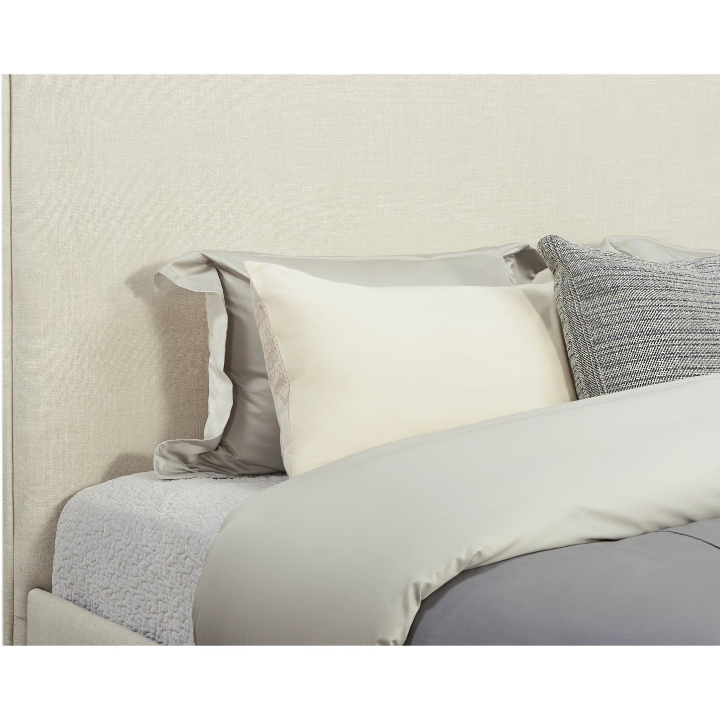 009 SI-2130653,SI-2130654 | Closeup | Zest Flanged Upholstered Bed by Zest in beige, flax and cream. Made from rubberwood, fabric in a modern style.