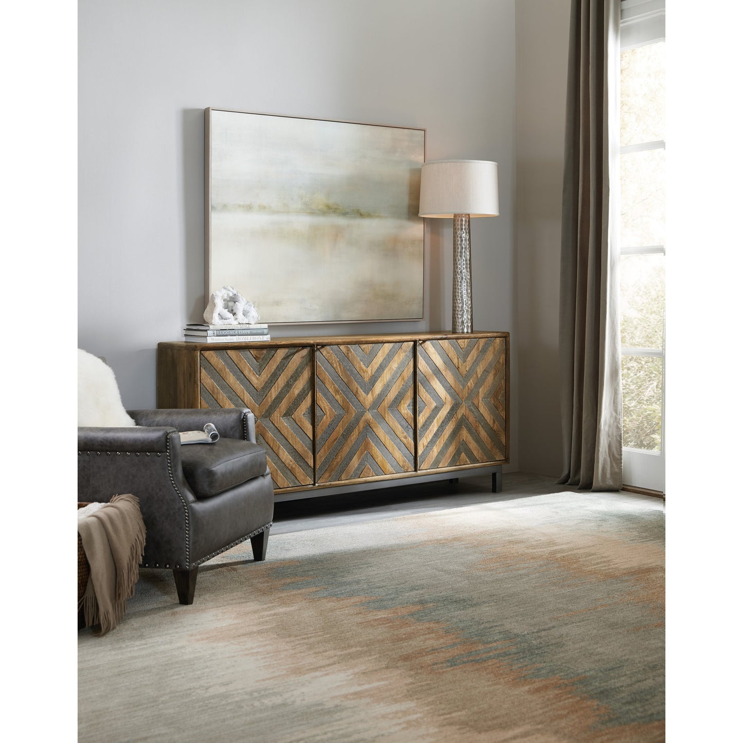 004 SI-1749681 | Lifestyle | Serramonte Entertainment Console by Hooker Furniture in medium mango. Made from mango wood, metal, german silver in a modern style.