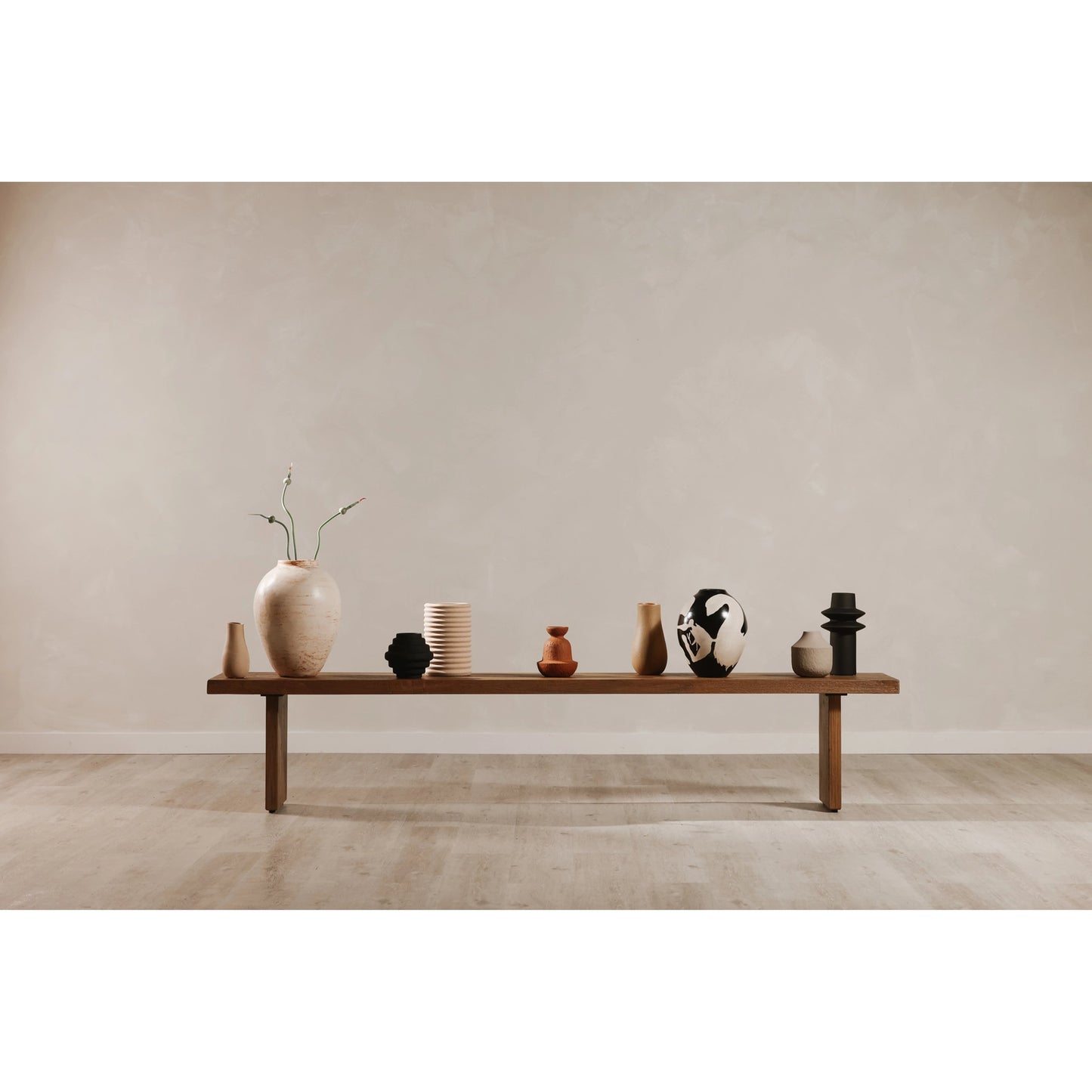 002 SI-2121954 | Lifestyle | Koshi Bench by Moe's Home Collection in sandblasted amber oak. Made from solid oak in a modern style.