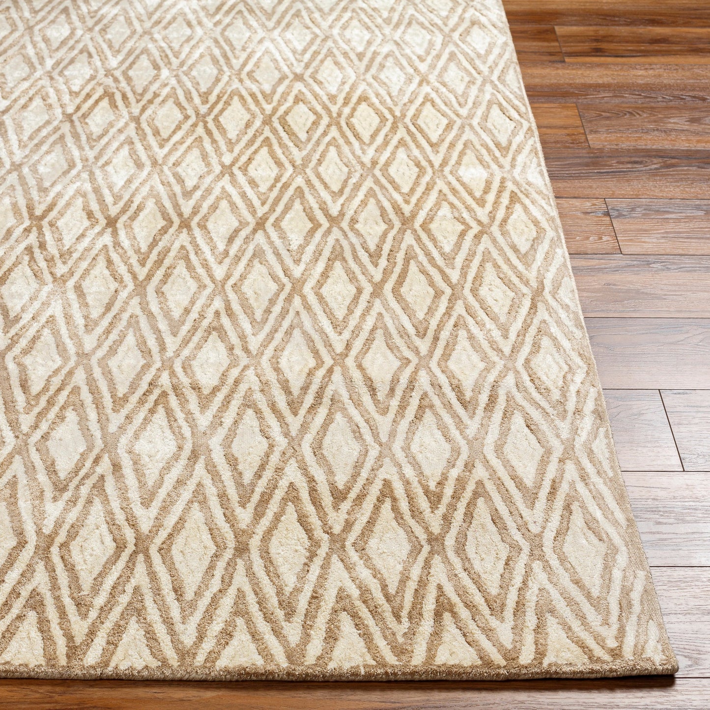 011 61459-24951,61459-24958,61459-43885 | Closeup | Quartz Rug - 12963 by Surya. Made from 100% viscose in a unique style.