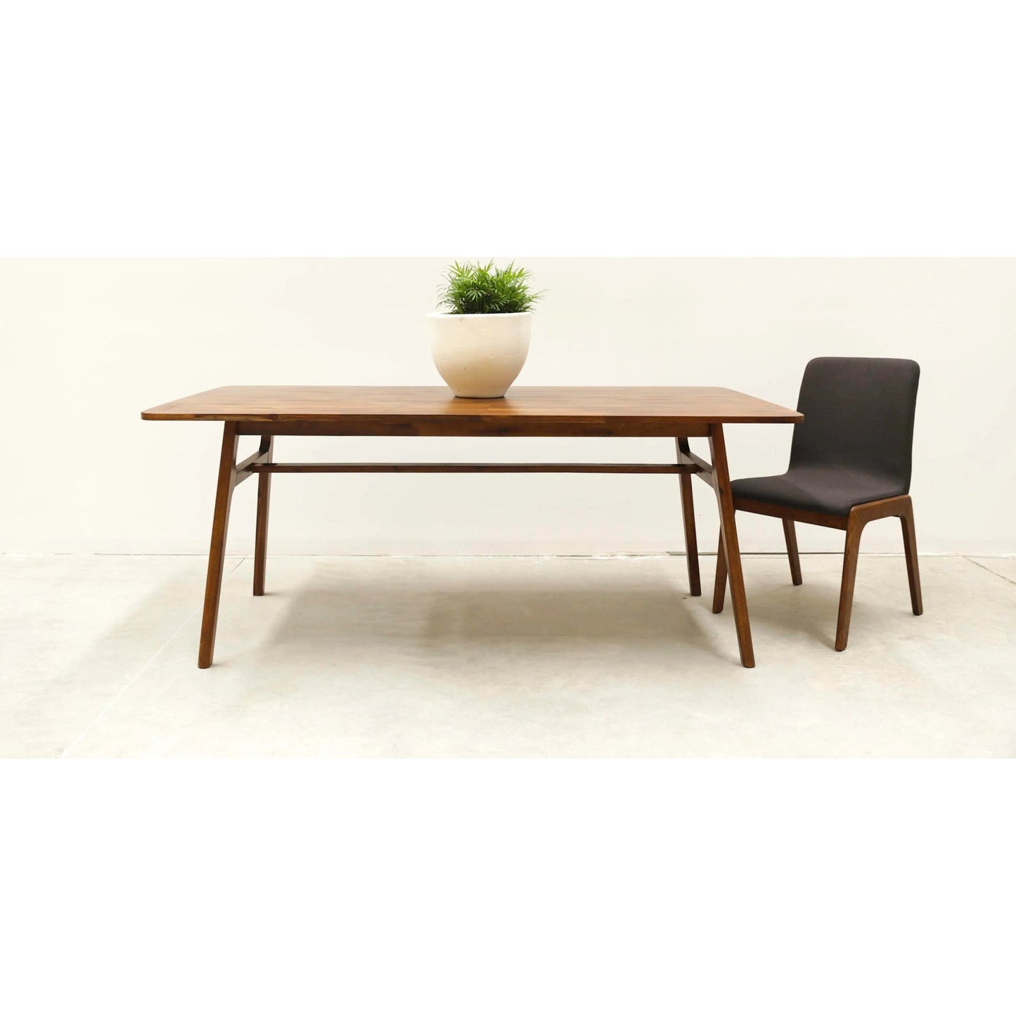 008 SR-379603 | Unknown | Remix Dining Table by LH Imports in brown. Made from solid acacia, veneer in a modern style.