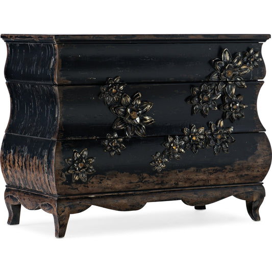 001 SI-1749558 | Primary Silo | Charmant Bachelorette Chest by Hooker Furniture in porte noir. Made from oak veneers, cedar in a eclectic & global style.